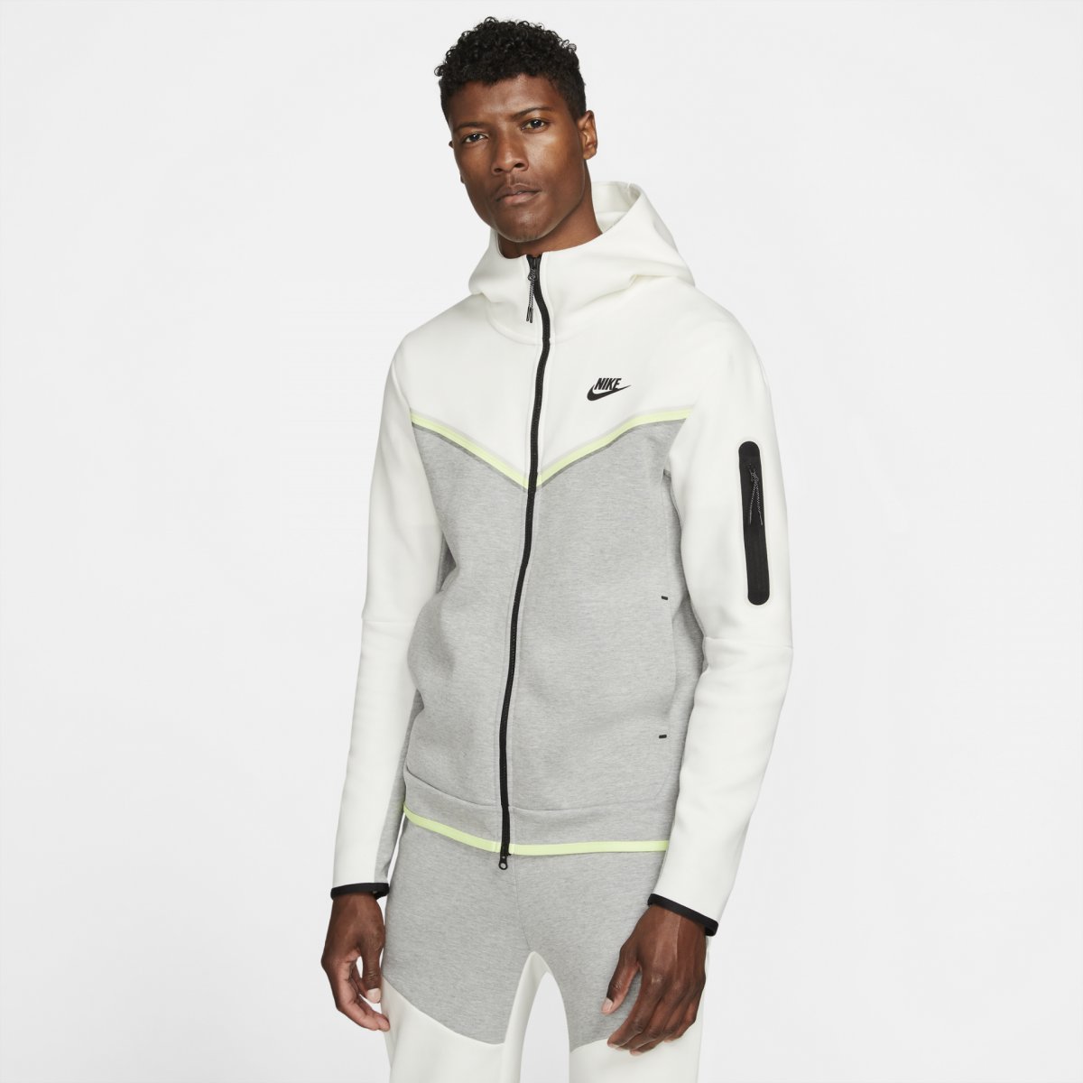 nike tech cheap