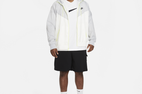 Klasyczny fason Nike
