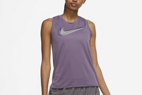 Biegaj z logo Swoosh